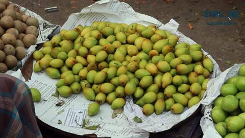 Fruit market karwan bazar Bangladesh