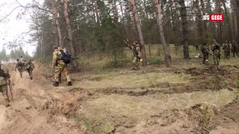 15 Minute ago!! Ukraine soldier Brutally fire at Russian Wagner troops on Bakhmut Rural Road