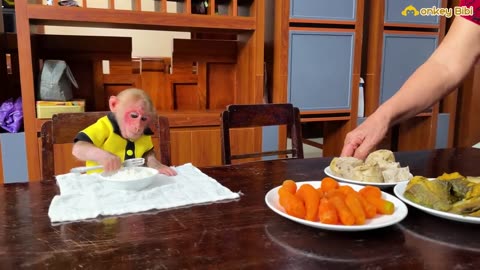 Bibi is happy being cared for by grandma and comes up with a way to consume carrots