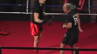 Mastering Muay Thai - The Clinch - Master Paul Metayo