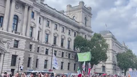 Anti-Globalization And 💉Vax Injury Protest In Central London The World 🌎 is Waking Up