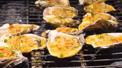 Roast raw oysters