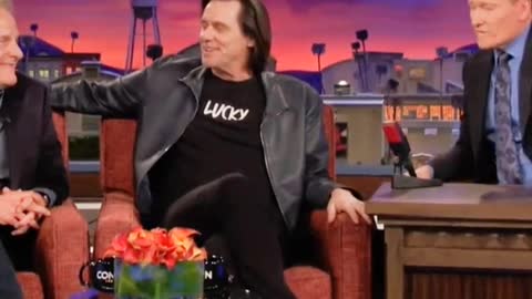 Jim Carrey crashes jeff daniels conan interview