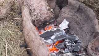 melting Iron from ROCKS (Primitive Iron Age Extraction)