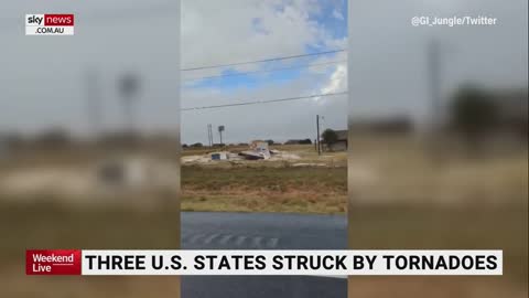 Series of tornadoes strike three US states