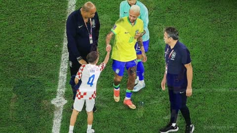 Neymar Reaction For Ivan Perišić Son Came To console Crying Neymar Brazil vs Croatia