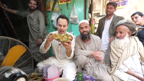 Street Food in Peshawar - GOLDEN PULAO Mountain + Charsi Tikka Kabab + Pakistani Street Food Tour!