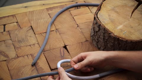 Rock Climbing: How to Tie a Bowline Knot