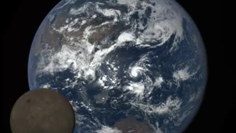 Nasa camera caches moon 'photobombing' earth