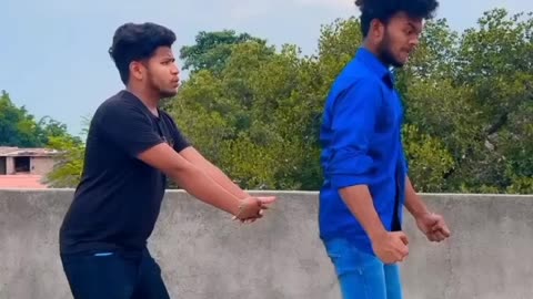 दोस्त का भरोसा नही हैं 😂😂#funny #realfools #surajroxfunnyvibeo #vikramcomedyvideo #dosti