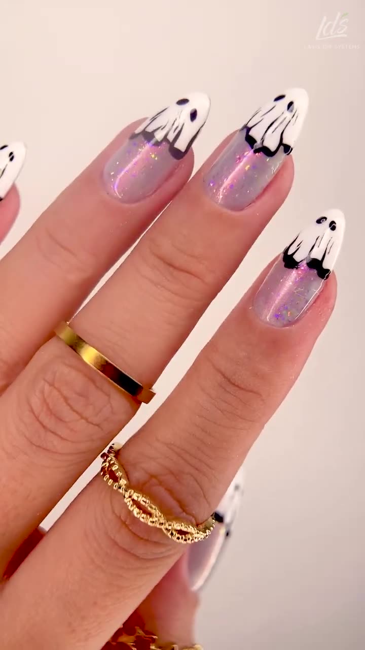 Superb Glow in the Dark Nail Art Best 2023 Halloween Nail Design