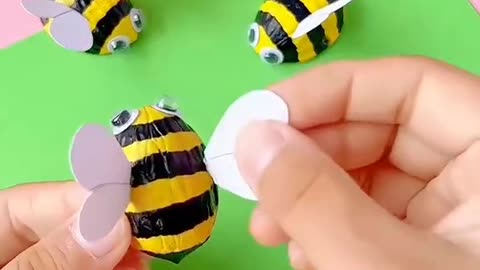 DIY Paper Cut Origami: Bees
