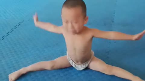 A Legend Is Born ! #Viral #Kid #Workout