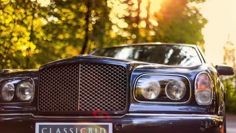 Licht Der Dämmerung - Bentley Arnage 6.8 im Oldtimer-Spotlight