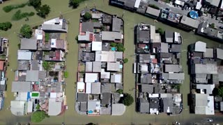 Brazilian city underwater as flood deaths rise
