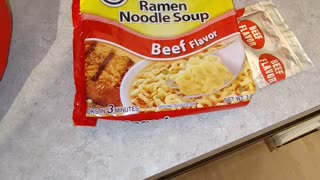 Eating Maruchan Ramen Noodle Beef Flavor, Dbn, MI, 6/14/24