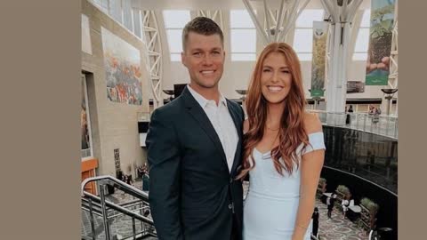 Amid rumors of financial difficulties, Audrey Roloff closes her business