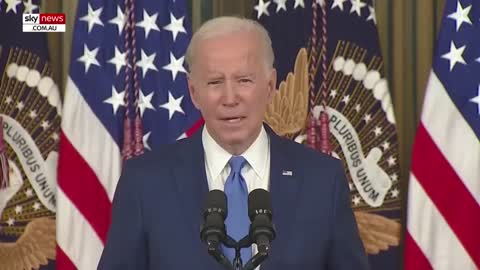 Clueless' Joe Biden 'panics' after Elon Musk question