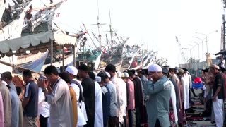 Indonesia's Muslims celebrate post-COVID Eid with prayers