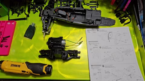 Tamiya Aqroshot DT-03T RC Kit Build EP20