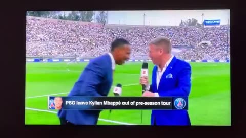 ESPN soccer commentator SHAKA HISLOP (💉?) collapses live on AIR!