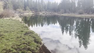 Very Calm Section of Deschutes River Trail – Central Oregon – 4K