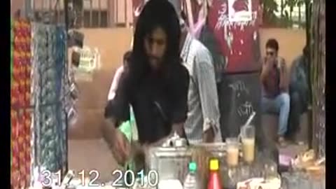 Dolly Chaiwala of Nagpur at 2010 | Indian Street Food