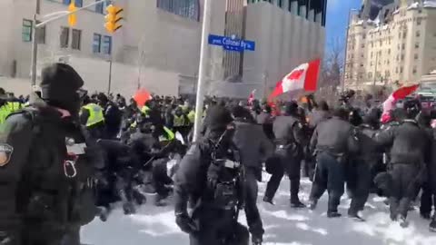 Castreau's Gestapo in FULL Force ARRESTING Peaceful Protestors