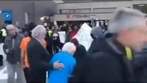 Brave Democrat Fascists Assault Senior Citizens In Street