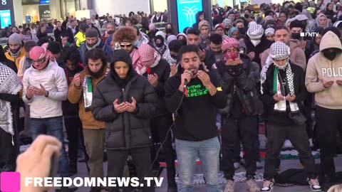 Pro-Hamas Mob Takes Over NYC's Penn Station, Harrasses Travelers