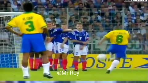 The best goal in football history #robertocarlos #goal #shorts