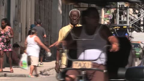 El anciano cubano que se convirtió en la sensación en la Basel de Suiza