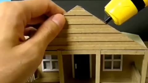 CARDBOARD HOUSE: This Is What Professionals Do