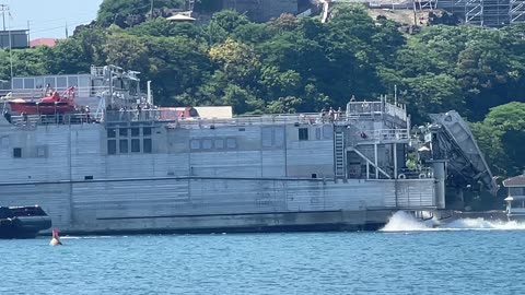 #027 Ciekawostka z Grenady. Amerykańska paskuda z US Navy wypływa z Saint George
