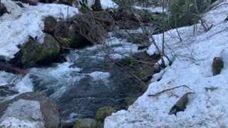 Parallelling Gorgeous River in the Ice & Snow – Tamanawas Falls – Mount Hood – Oregon – 4K