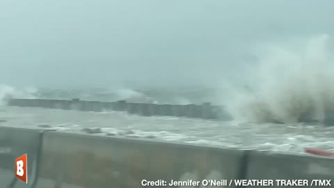 Hurricane Idalia Waves CRASH Into Sanibel Island Causeway
