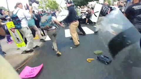 Aug 12 2017 Charlottesville 2.0. fighting starts between Antifa, far left, and unite the right protestors