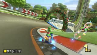 Perfectly timed... Mario Kart 8 Deluxe Clip