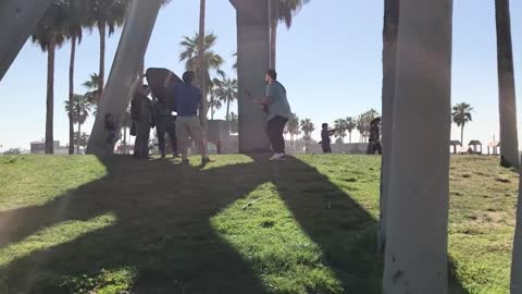 Съемки клипа на пляже в Лос-Анджелесе