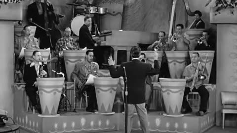 I Love Lucy Season 3 Episode 10 - Changing the Boys' Wardrobe