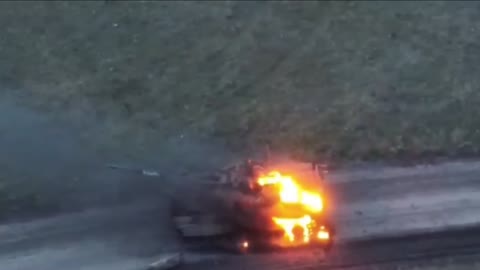 Ukrainian Special Forces Destroy Russian T-80 Tank