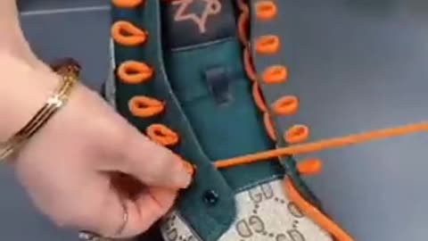 Try this to tie shoestring