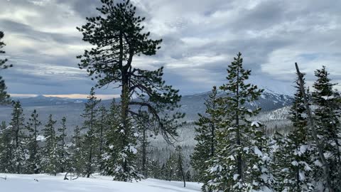 Gorgeous Mountain Panorama – Central Oregon – Vista Butte Sno-Park – 4K