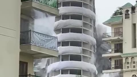 Watch- The Supertech Twin Towers Have Been Demolished - Twin Towers Noida