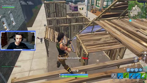 J'ai défié ces 3 NOOBS en 1VS3 sur Fortnite, voici ce qu'il s'est passé...