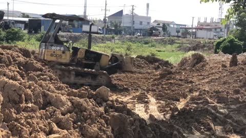 2.5Ton Dump Truck Get Stuck ,Loading Fail