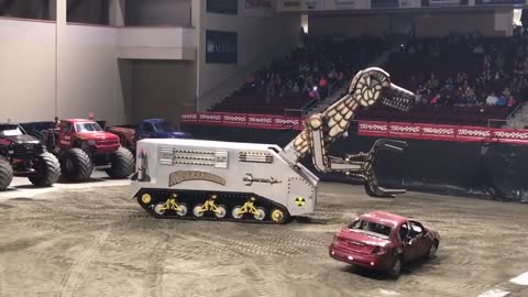 Megasaurus Monster Truck Destruction