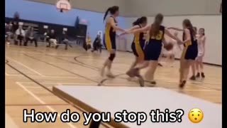 Power move right here 😳 (via @megan.foran) #basketball #team #wow #funny