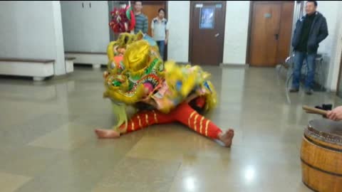 Lion Dance Training Tet holiday