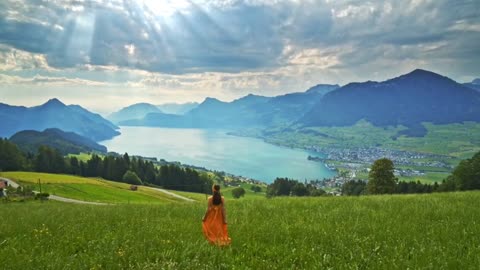 I love Switzerland's summer, the vast green grassland